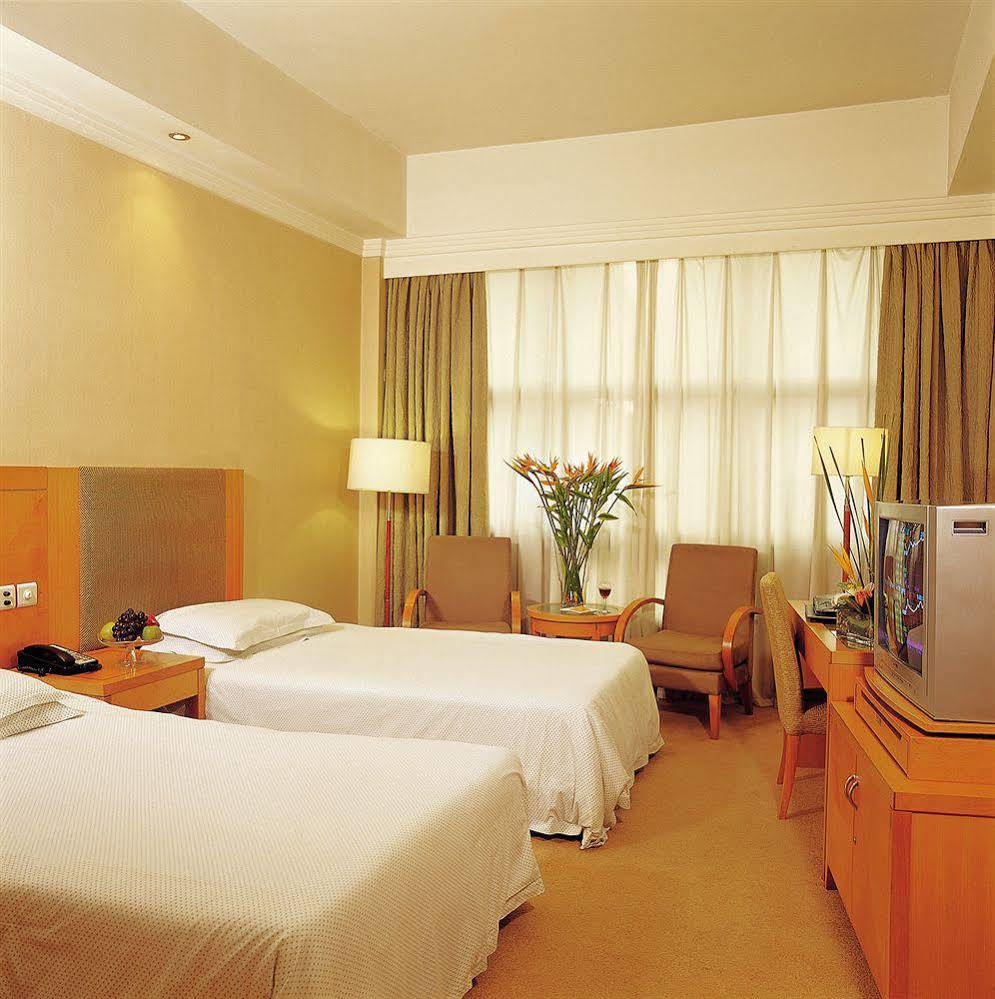 Taizhou Garden Hotel Екстер'єр фото