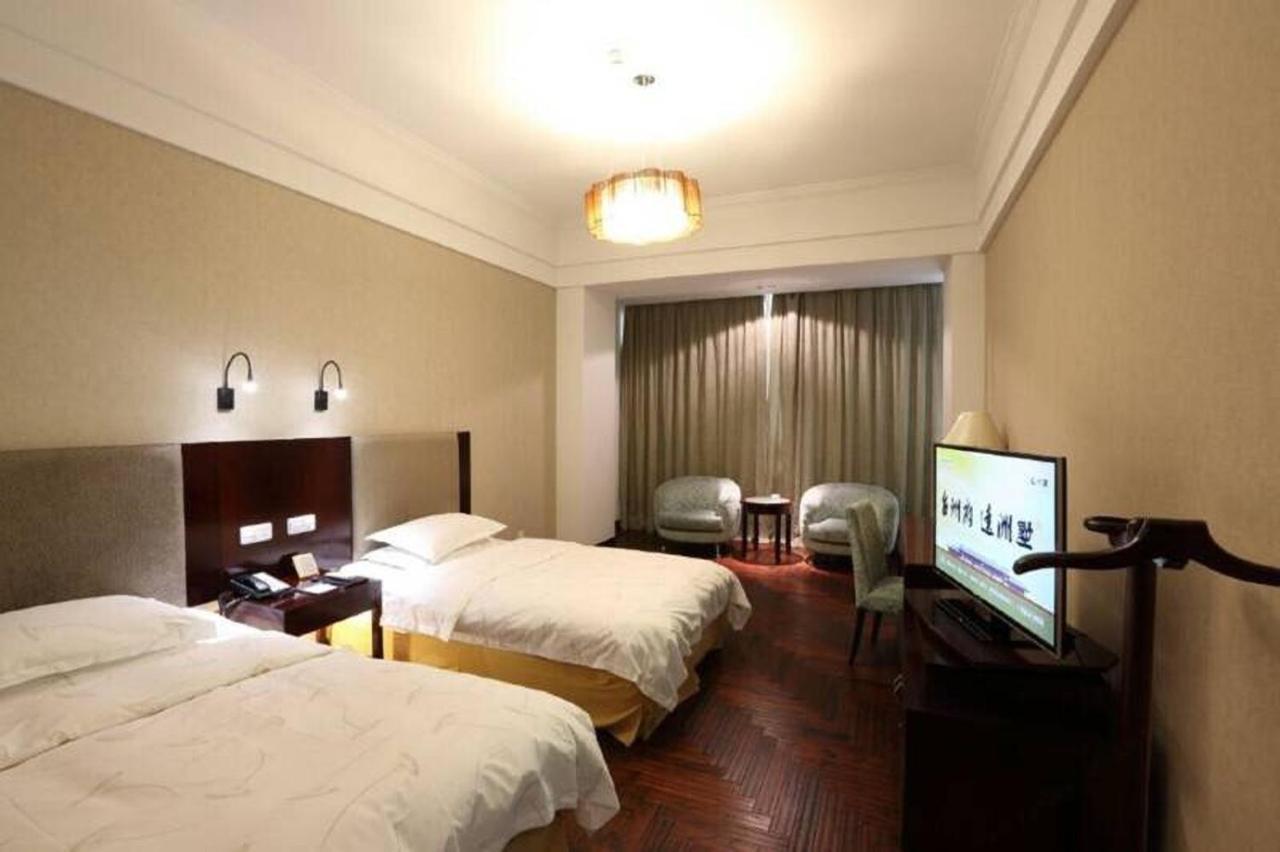Taizhou Garden Hotel Екстер'єр фото