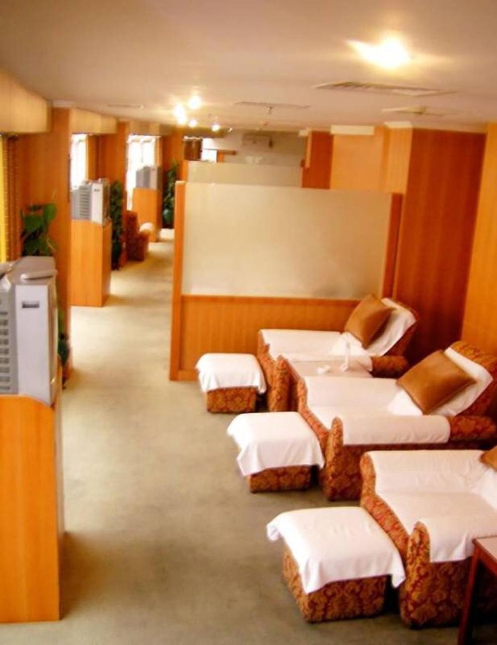 Taizhou Garden Hotel Екстер'єр фото