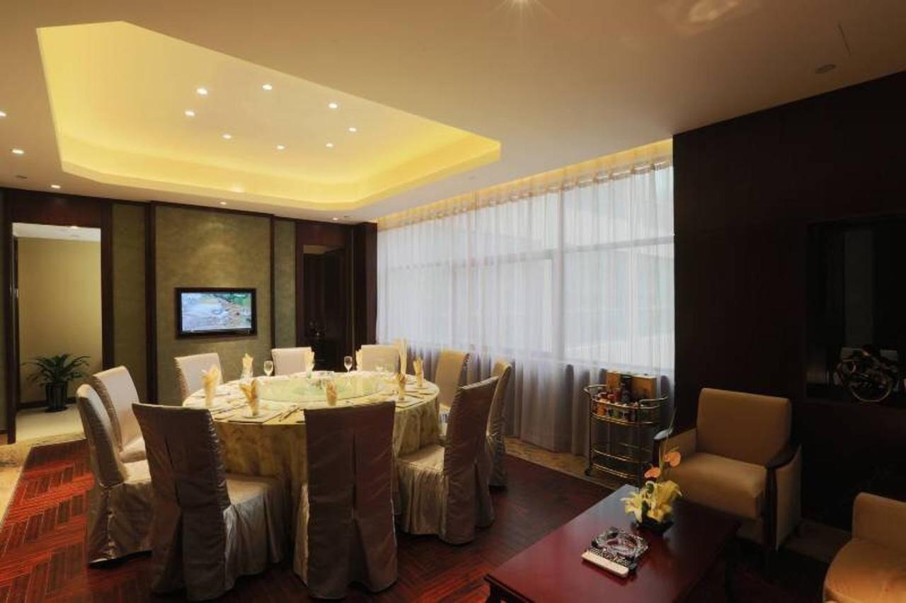 Taizhou Garden Hotel Екстер'єр фото