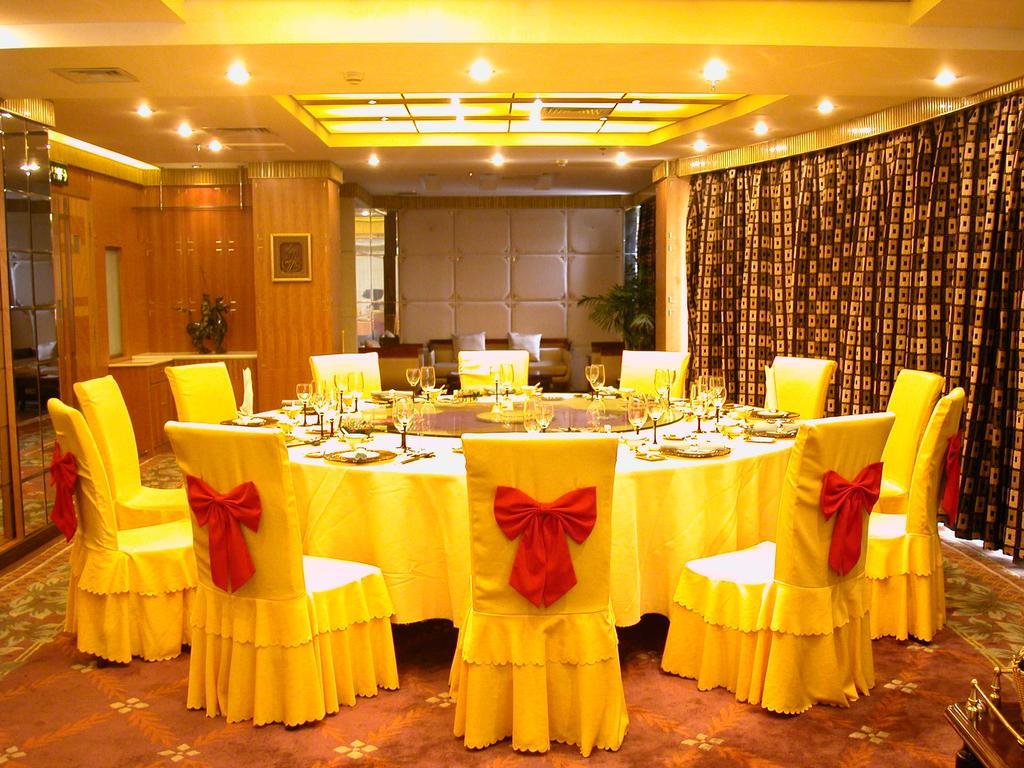Taizhou Garden Hotel Екстер'єр фото